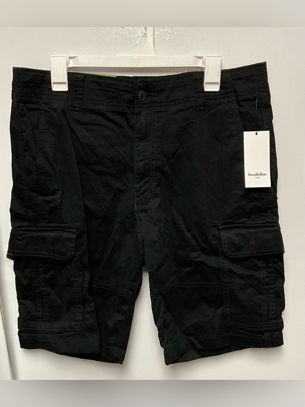Goodfellow & Co Black Cargo Shorts with Side Pockets - Picture 3 of 8